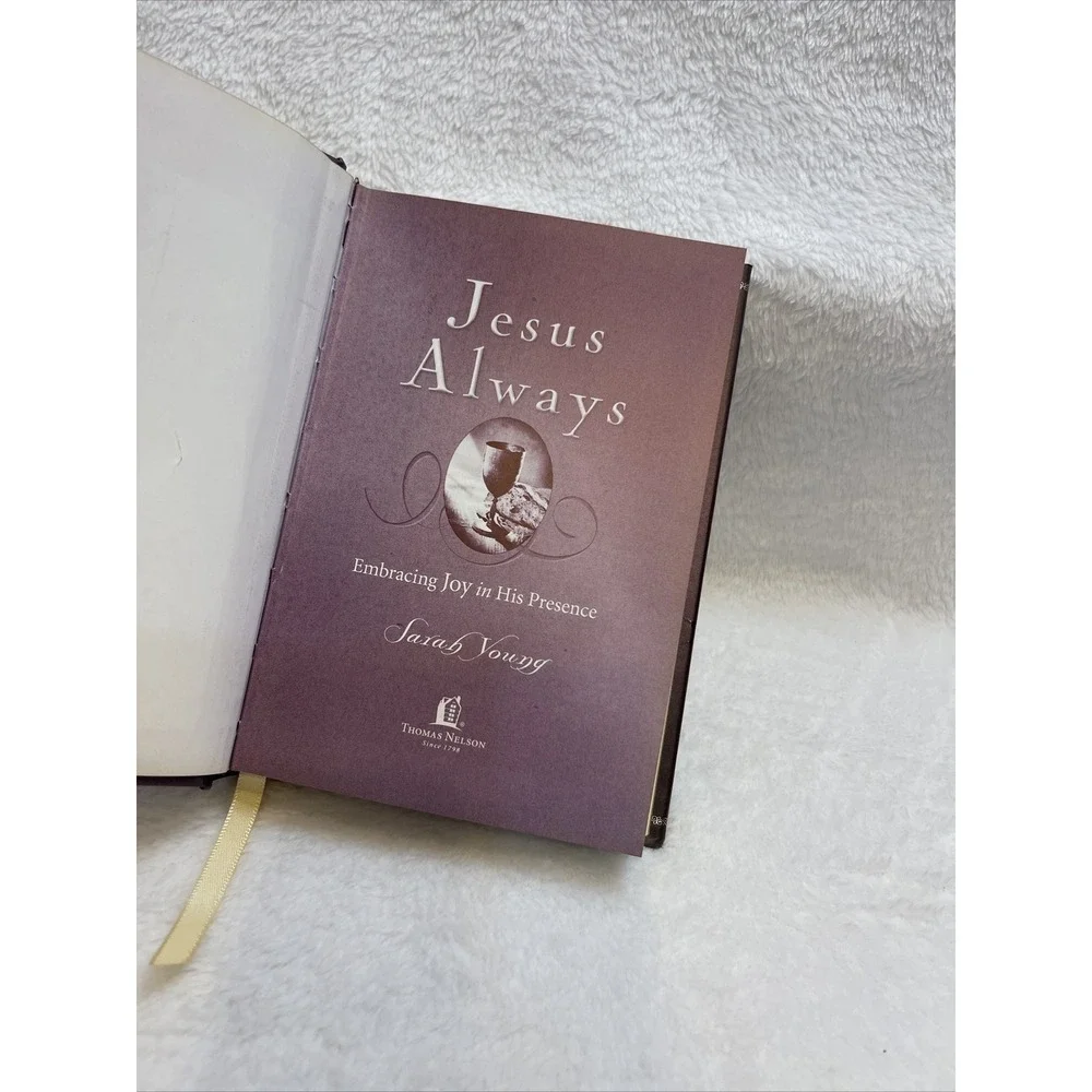 Jesus Always Embracing Joy In His Presence 365‎ Devotions Sarah Young Hardcover